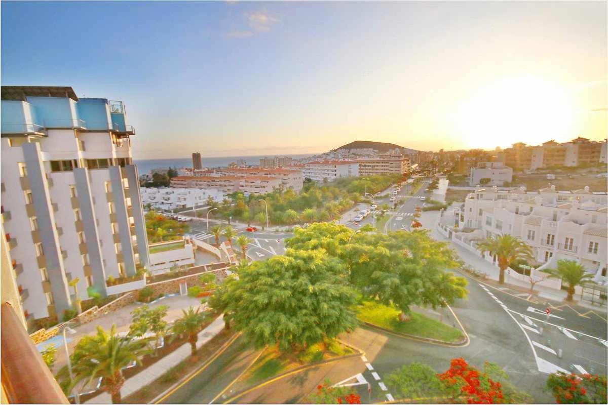 Dinastia D201 By Tenerife Rental & Sales لوس كريستيانوس المظهر الخارجي الصورة