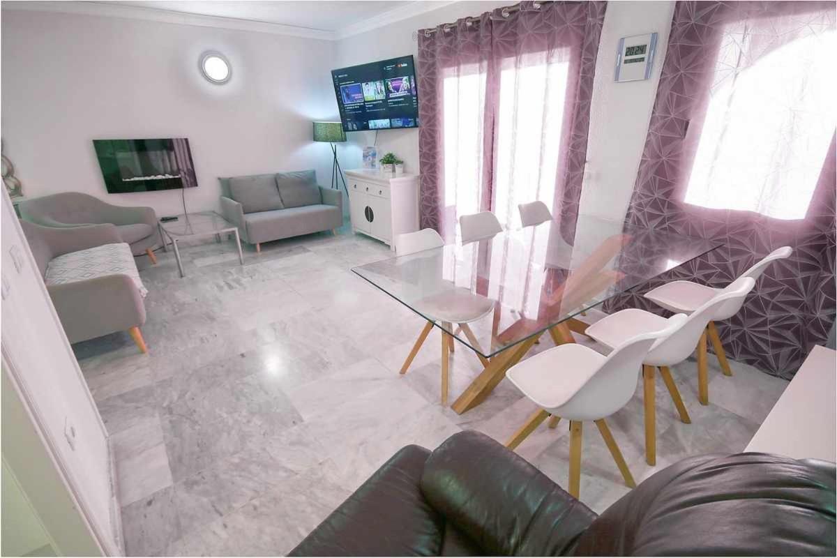 Dinastia D201 By Tenerife Rental & Sales لوس كريستيانوس المظهر الخارجي الصورة